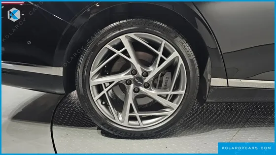 GENESIS G90 GASOLINE 3.5 TURBO AWD