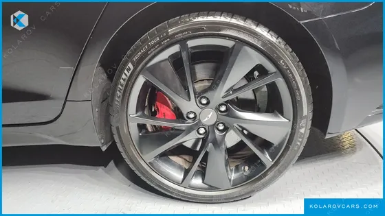 GENESIS G70 GASOLINE 3.3T 2WD