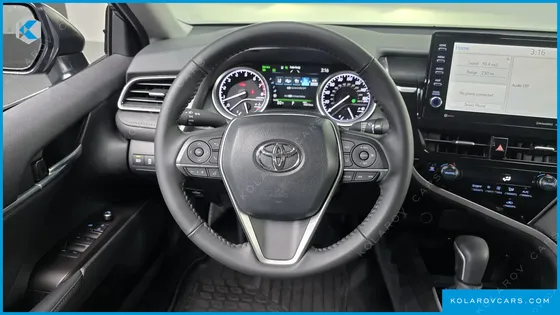 TOYOTA CAMRY 2.5