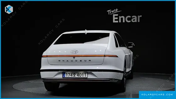 HYUNDAI GRANDEUR 2,5 GASOLINE 2WD