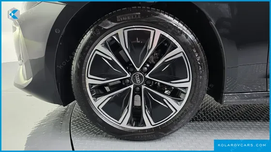 AUDI A5 40 TFSI QUATTRO ADVANCED