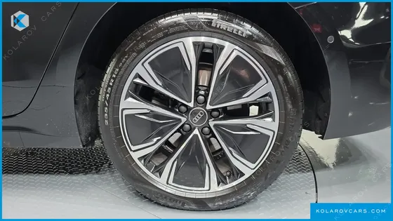 AUDI A5 40 TFSI QUATTRO ADVANCED