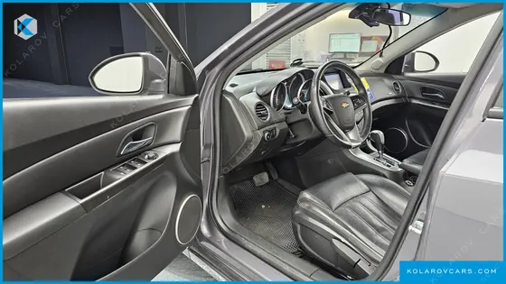CHEVROLET (GM DAEWOO) CRUZE 1.8 LT+ LEATHER PACKAGE