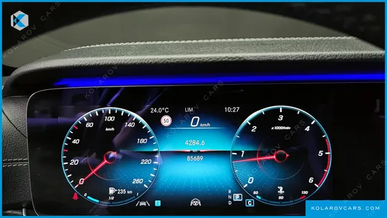 MERCEDES E-CLASS E220D 4MATIC AMG LINE
