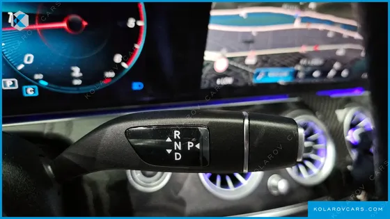 MERCEDES E-CLASS E220D 4MATIC AMG LINE