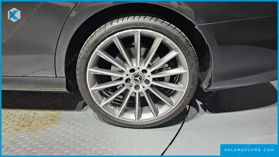 MERCEDES E-CLASS E350 4MATIC AMG LINE