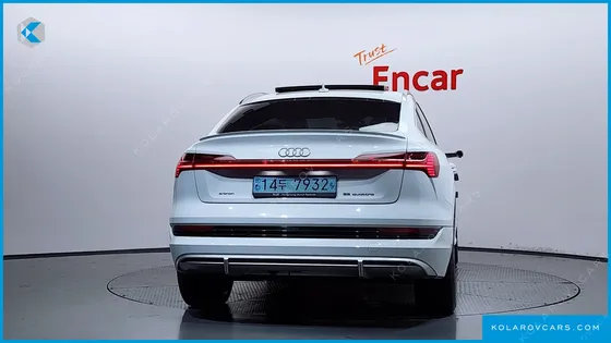 AUDI E-TRON 55 QUATTRO SPORTBACK