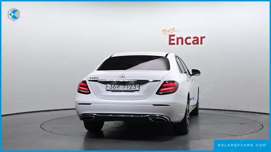 MERCEDES E-CLASS E220D AVANTGARDE