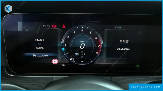 MERCEDES E-CLASS E300 4MATIC AVNATGARDE