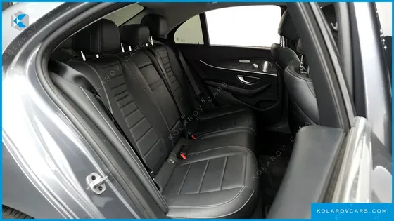 MERCEDES E-CLASS E300 4MATIC AVNATGARDE
