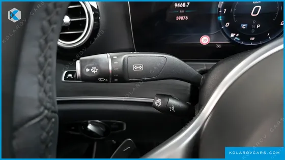 MERCEDES E-CLASS E300 4MATIC AVNATGARDE