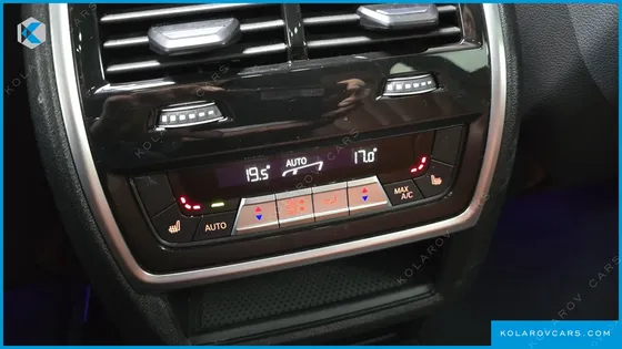 BMW X5 M50I