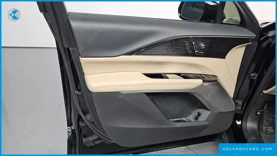 CADILLAC LYRIC SPORT
