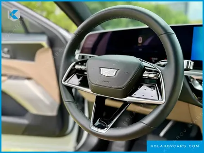 CADILLAC LYRIC SPORT