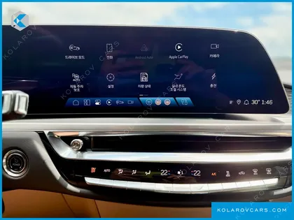 CADILLAC LYRIC SPORT