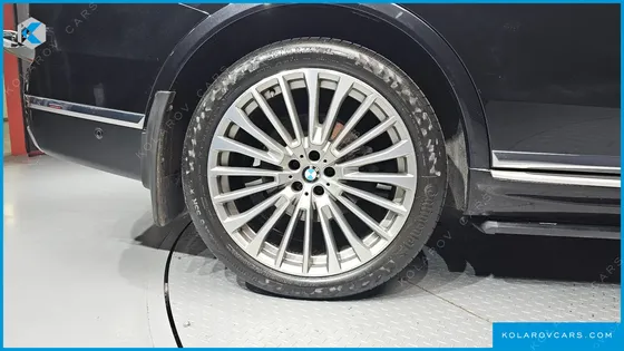 BMW X7 XDRIVE 30D DESIGN PURE EXCELLENT 6-SEATER