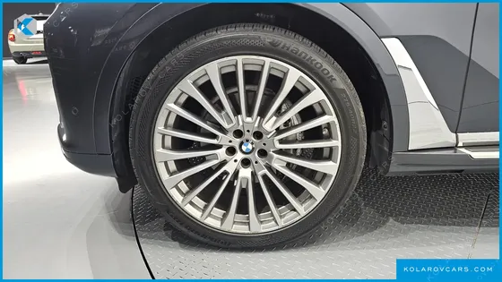 BMW X7 XDRIVE 30D DESIGN PURE EXCELLENT 6-SEATER