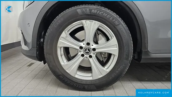 MERCEDES GLC-CLASS GLC220 D 4MATIC