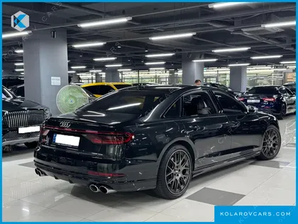 AUDI S8 4.0 TFSI QUATTRO LWB
