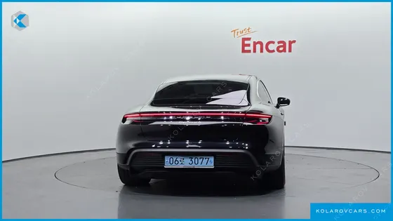 PORSCHE TAYCAN 4S