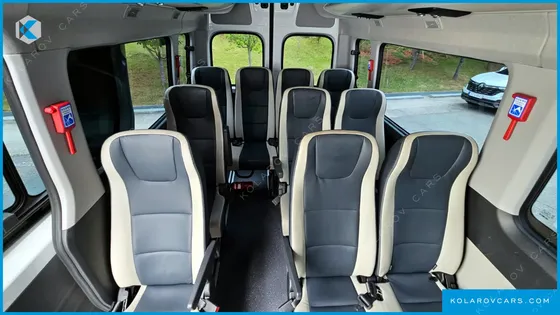 HYUNDAI SOLATI 15-SEATER