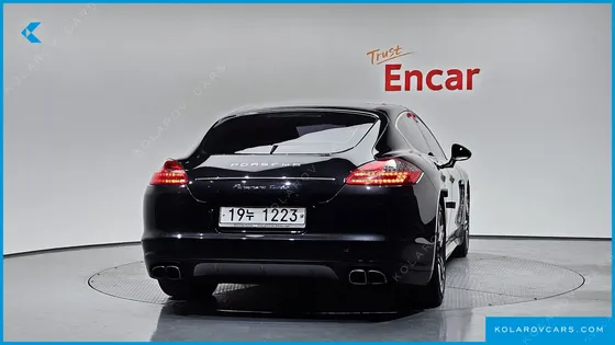 PORSCHE PANAMERA 4.8 TURBO