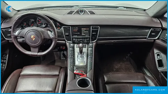 PORSCHE PANAMERA 4.8 TURBO