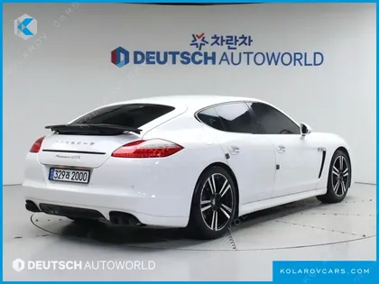 PORSCHE PANAMERA 4.8 GTS