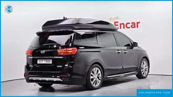 KIA CARNIVAL GASOLINE 9-SEATER HI-LIMOUSINE