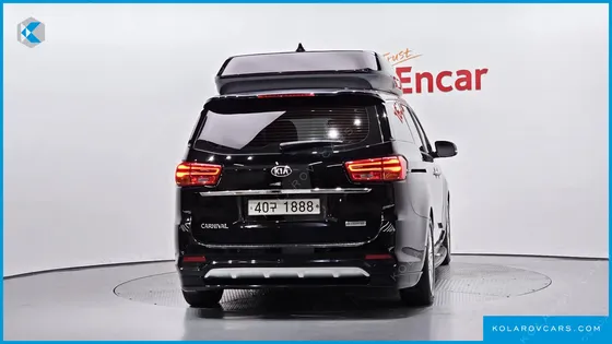 KIA CARNIVAL GASOLINE 9-SEATER HI-LIMOUSINE