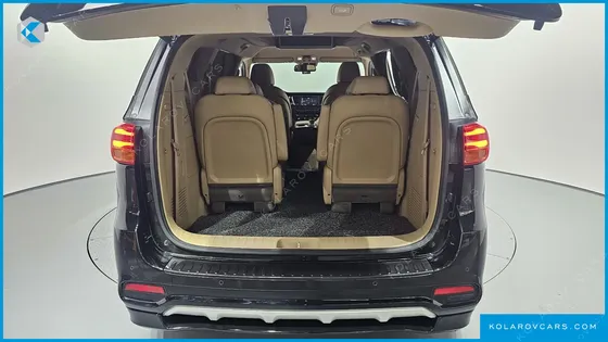 KIA CARNIVAL GASOLINE 9-SEATER HI-LIMOUSINE