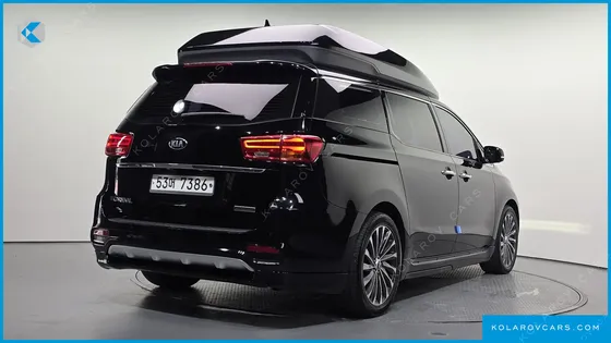 KIA CARNIVAL 9-SEATER HI-LIMOUSINE
