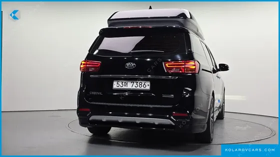 KIA CARNIVAL 9-SEATER HI-LIMOUSINE