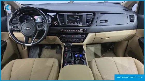 KIA CARNIVAL 9-SEATER HI-LIMOUSINE