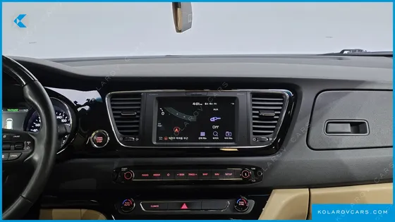 KIA CARNIVAL 9-SEATER HI-LIMOUSINE
