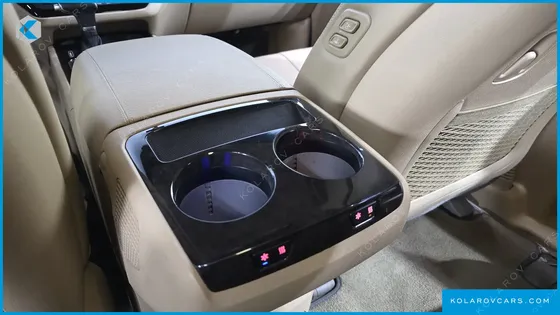 KIA CARNIVAL 9-SEATER HI-LIMOUSINE