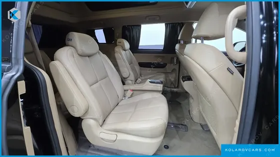 KIA CARNIVAL 9-SEATER HI-LIMOUSINE