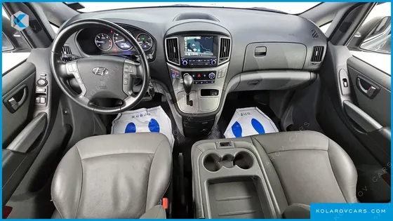 HYUNDAI STAREX WAGON 12-SEATER