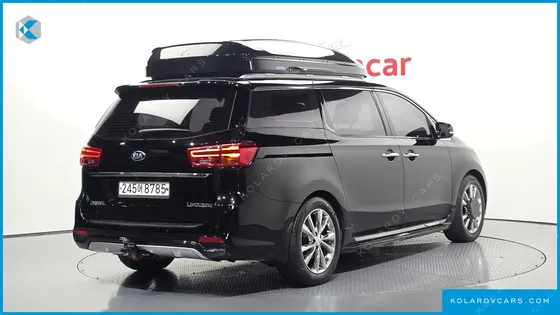 KIA CARNIVAL 7-SEATER LIMOUSINE