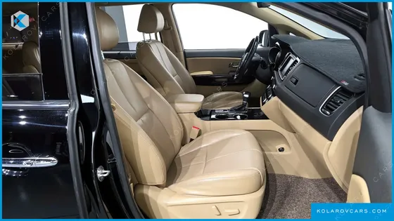 KIA CARNIVAL 7-SEATER LIMOUSINE