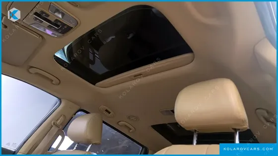 KIA CARNIVAL 7-SEATER LIMOUSINE