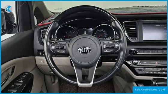 KIA CARNIVAL 9-SEATER NOBLESSE SPECIAL