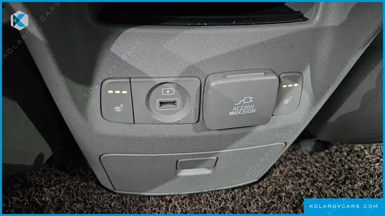 KIA CARNIVAL 9-SEATER NOBLESSE SPECIAL