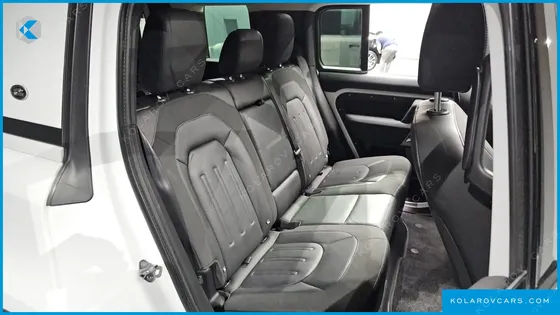 LAND ROVER DEFENDER 110 D240 SE