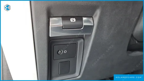 LAND ROVER DEFENDER 110 D240 SE