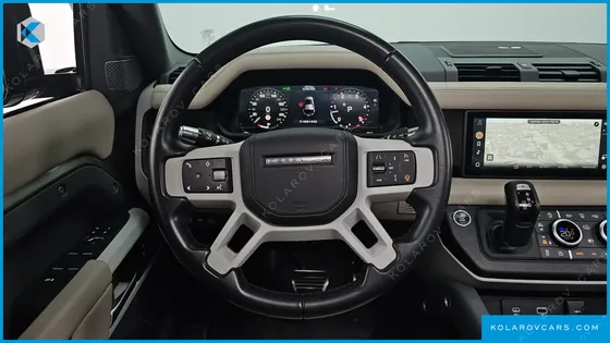 LAND ROVER DEFENDER 110 D300 HSE