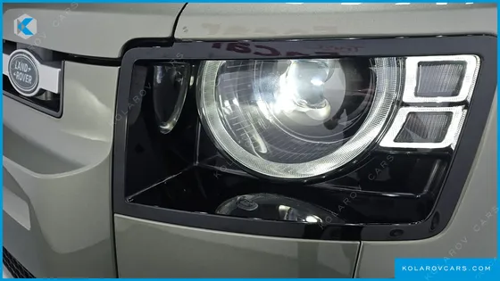 LAND ROVER DEFENDER 110 D300 HSE