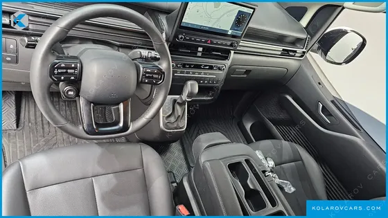HYUNDAI STARIA L3.5 CARGO 3-SEATER