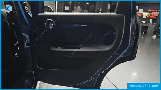 MINI COUNTRYMAN CLASSIC PLUS LAUNCH PACK