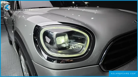 MINI COUNTRYMAN CLASSIC PLUS LAUNCH PACK